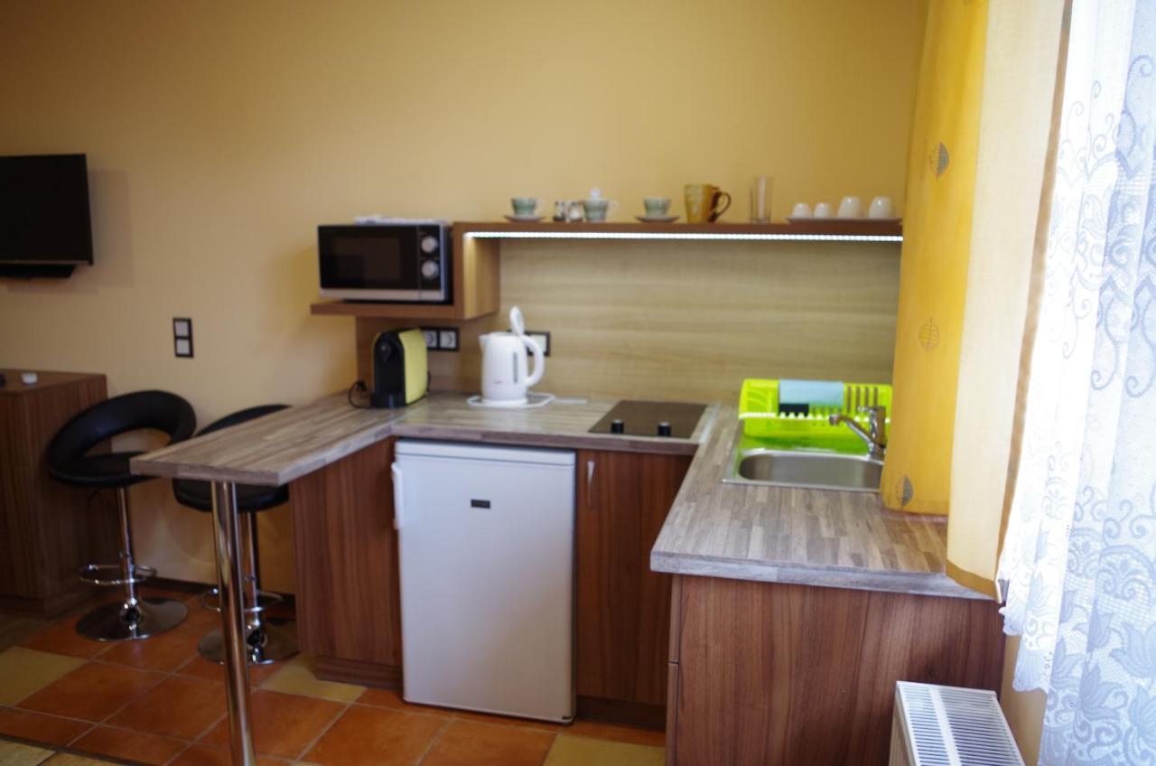 Aranyhal Apartman Heviz Ngoại thất bức ảnh