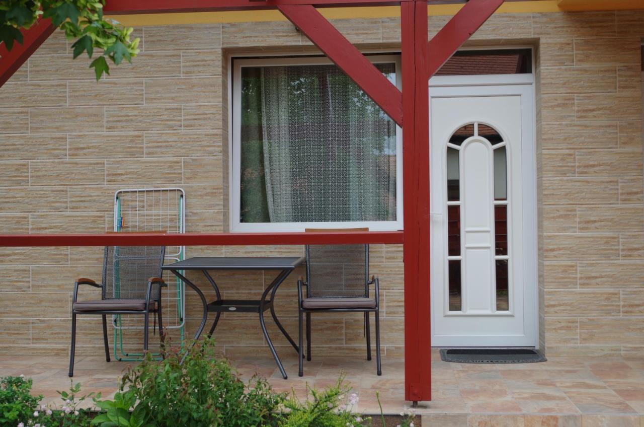 Aranyhal Apartman Heviz Ngoại thất bức ảnh