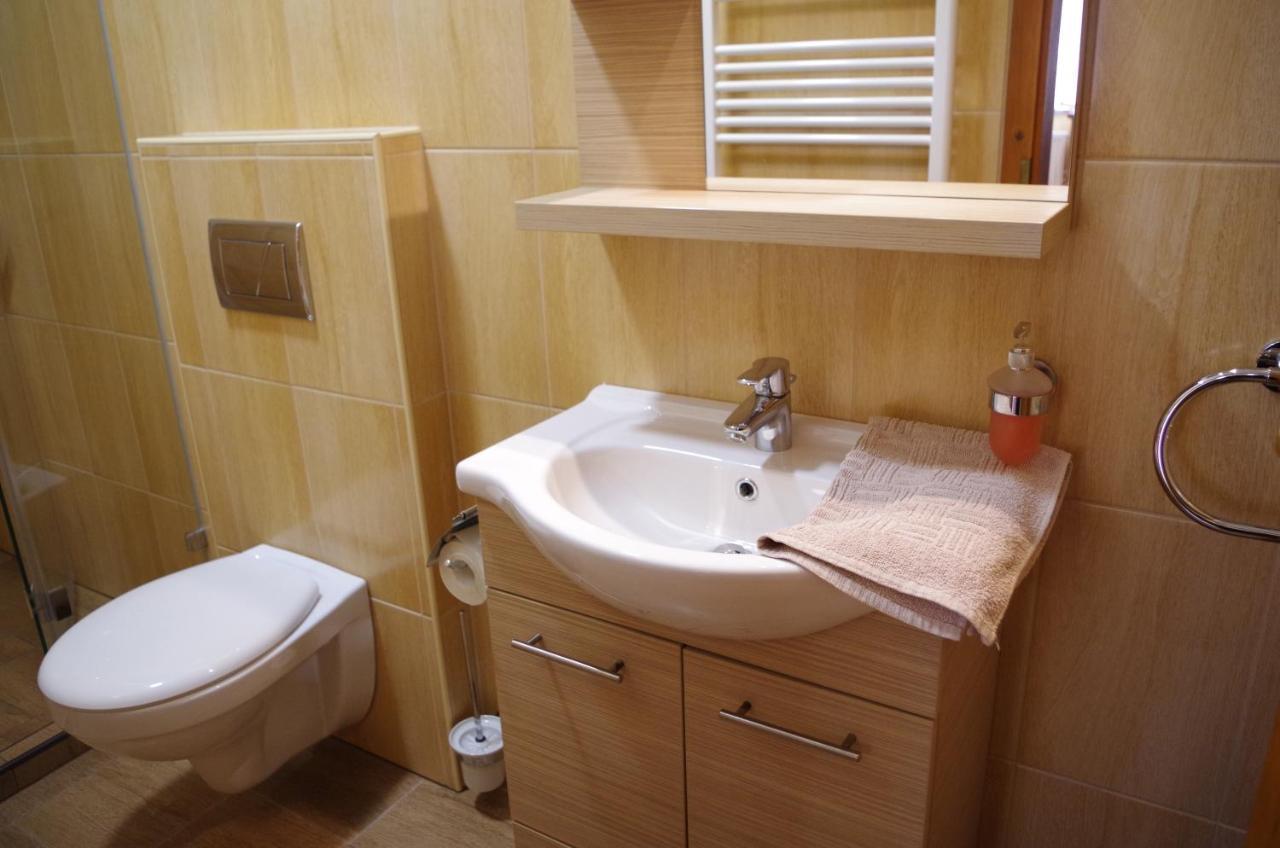 Aranyhal Apartman Heviz Ngoại thất bức ảnh